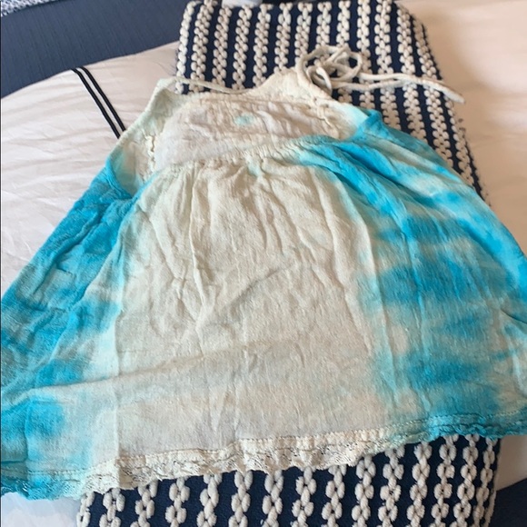 Tie dye halter top. - Picture 4 of 6